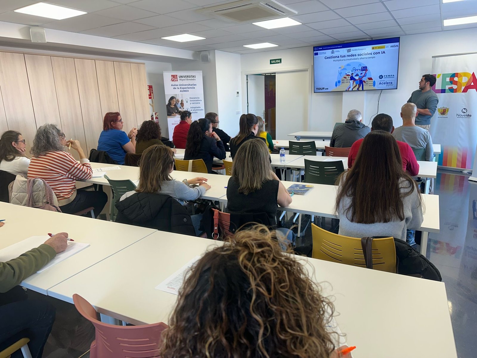 Formación IA automatización autónomos Alicante
