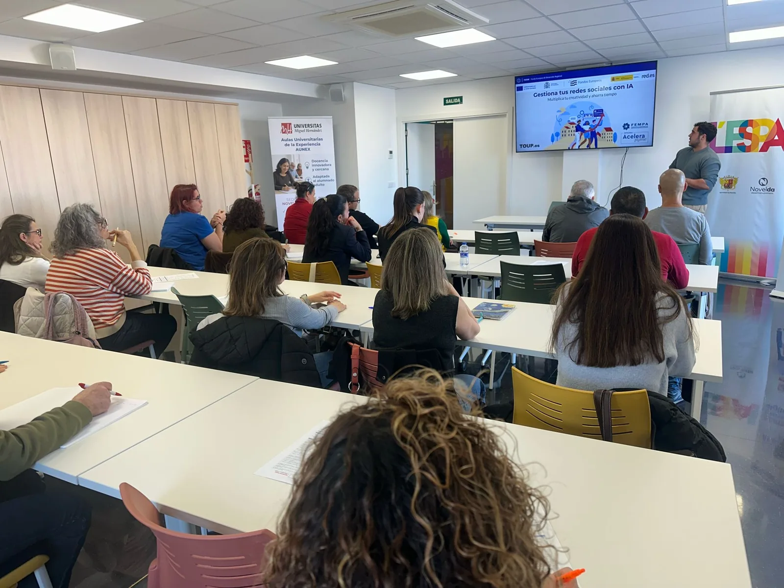 Formación IA automatización autónomos Alicante